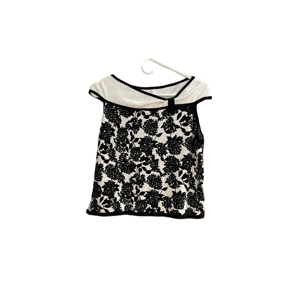 Beautiful Short Sleeve Sweater